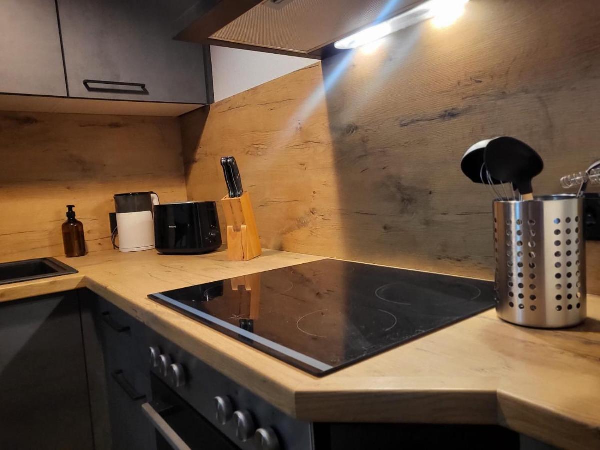 Lorenz Mit Kostenlosem Parkplatz Netflix Boxspringbett Kueche Apartment *